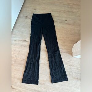 Aritzia Leggings